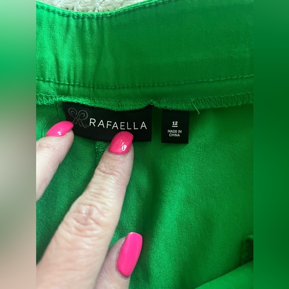 Rafaella designer Green Dress Shorts Summer Women’s size 12 - Picture 7 of 12